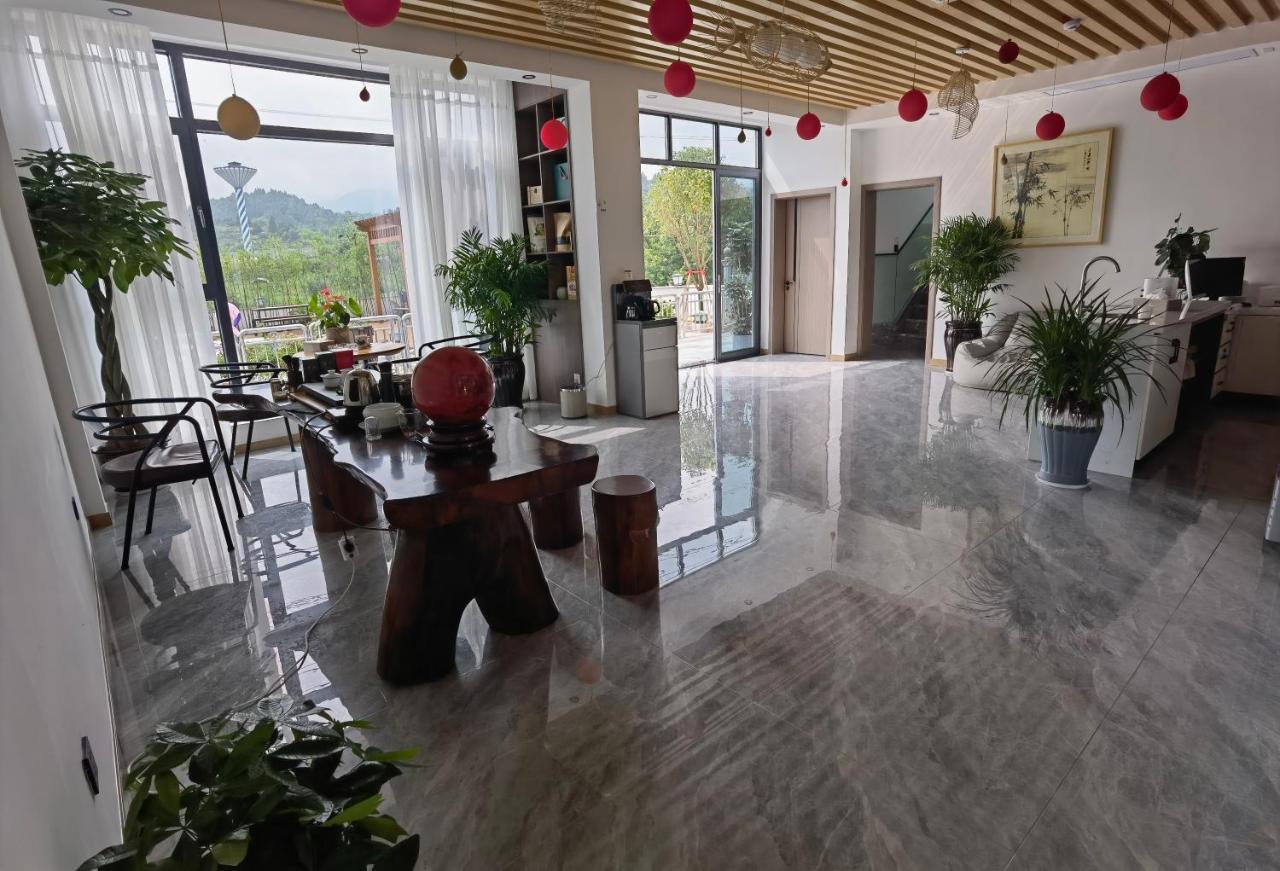 Heaven'S Gate Home Stay --Free Pick Up Service--Panoramic View Of Tianmen Mountain 장가계 외부 사진