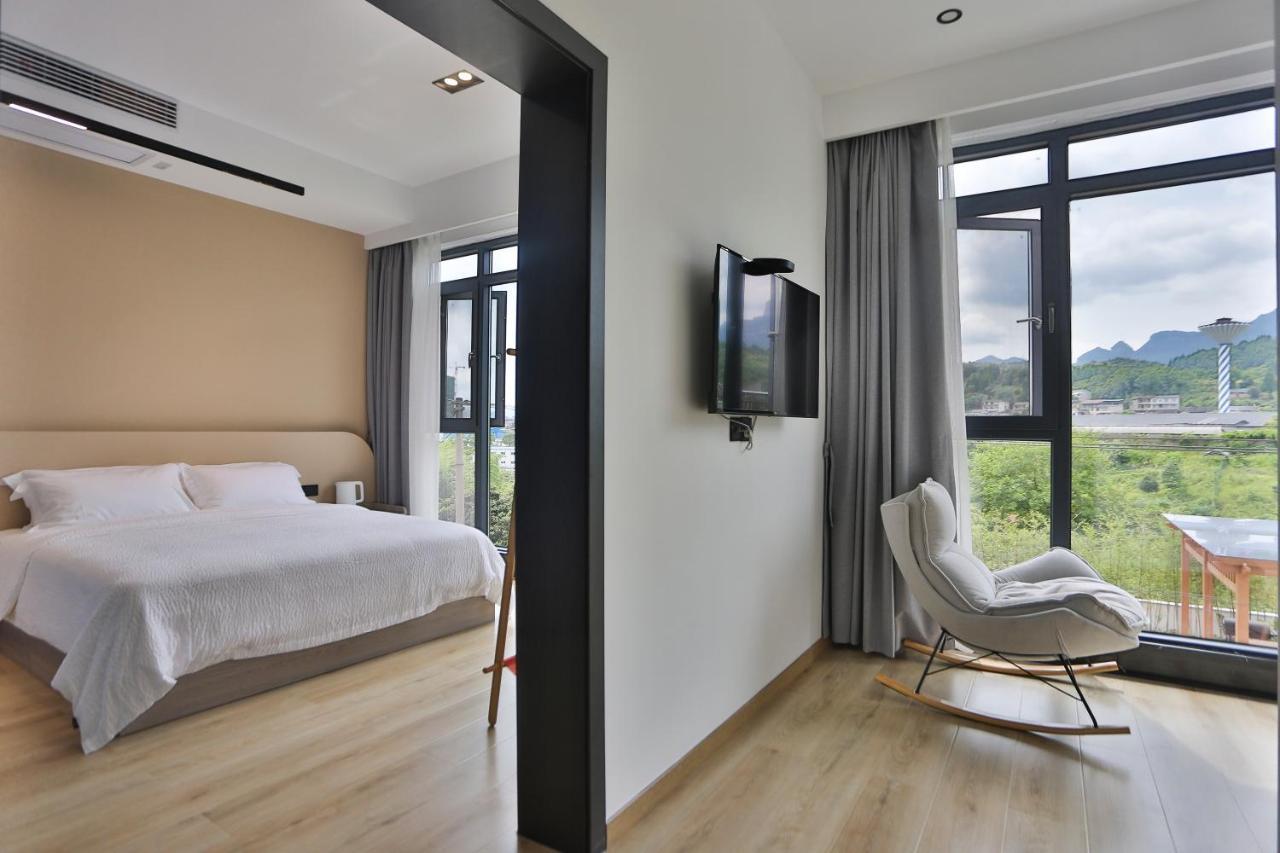 Heaven'S Gate Home Stay --Free Pick Up Service--Panoramic View Of Tianmen Mountain 장가계 외부 사진