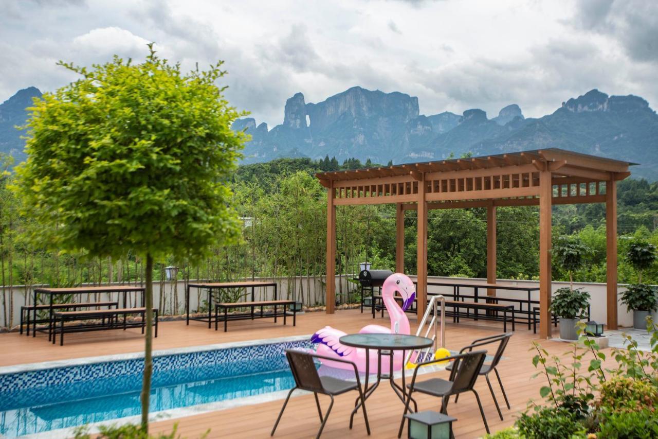 Heaven'S Gate Home Stay --Free Pick Up Service--Panoramic View Of Tianmen Mountain 장가계 외부 사진