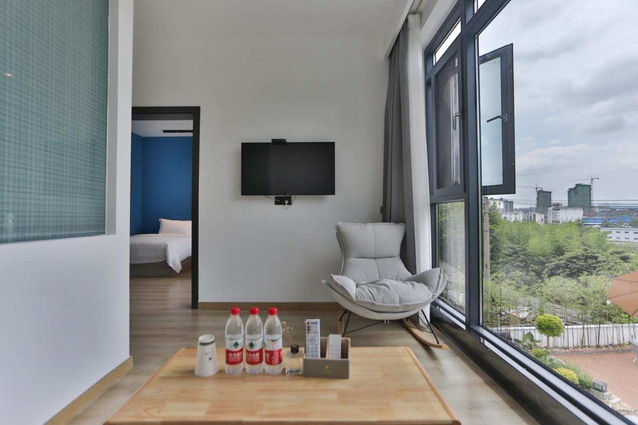 Heaven'S Gate Home Stay --Free Pick Up Service--Panoramic View Of Tianmen Mountain 장가계 외부 사진