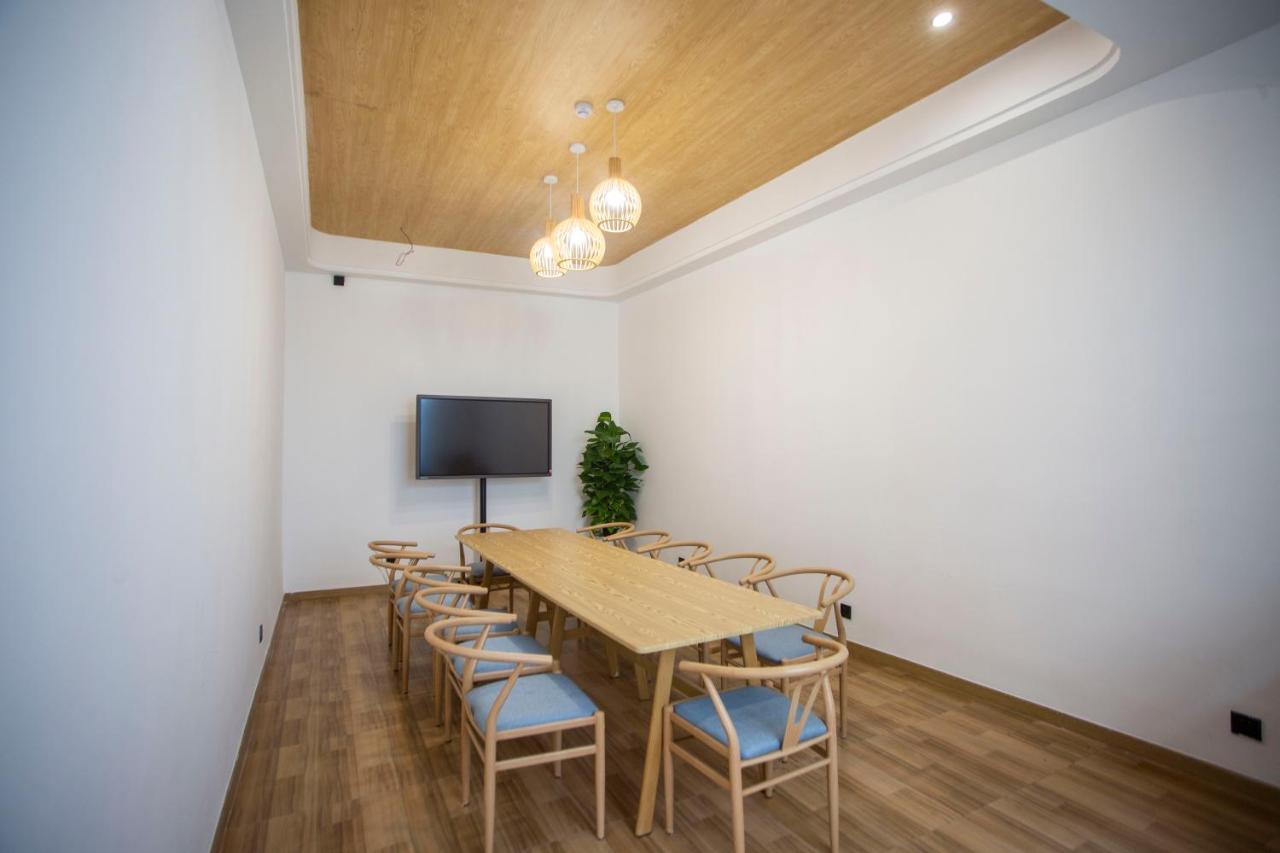 Heaven'S Gate Home Stay --Free Pick Up Service--Panoramic View Of Tianmen Mountain 장가계 외부 사진