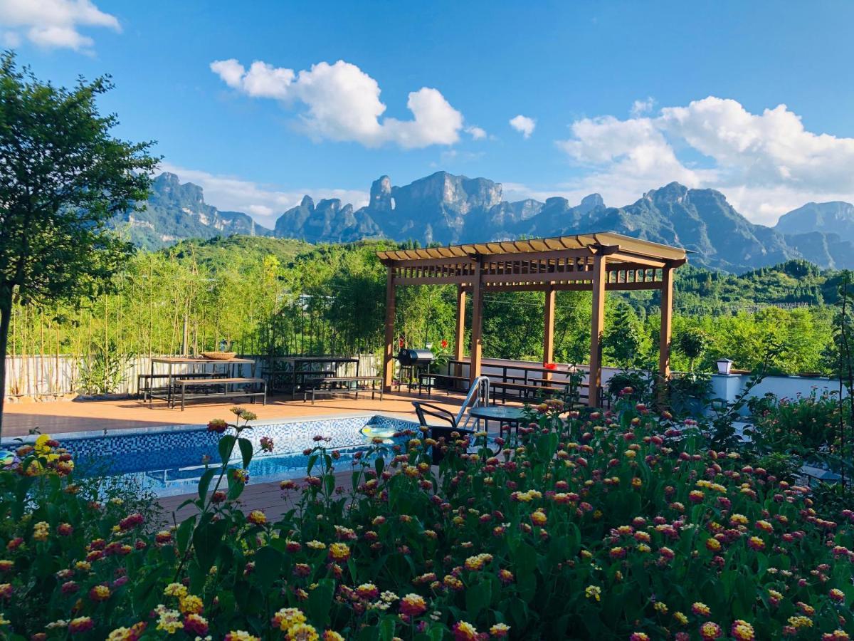 Heaven'S Gate Home Stay --Free Pick Up Service--Panoramic View Of Tianmen Mountain 장가계 외부 사진
